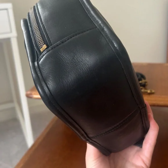 Authentic Vintage Coach Lunchbox Zip in Black #9991 - Picture 6 of 9